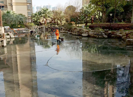 福泉景观池淤泥清理